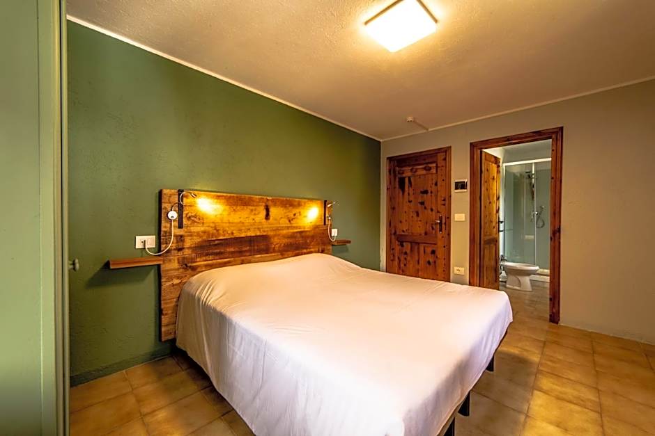 Hotel & Restaurant Perret - Mountain People