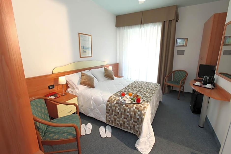 Hotel Derby S