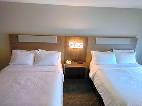 Standard Room with Two Queen Beds