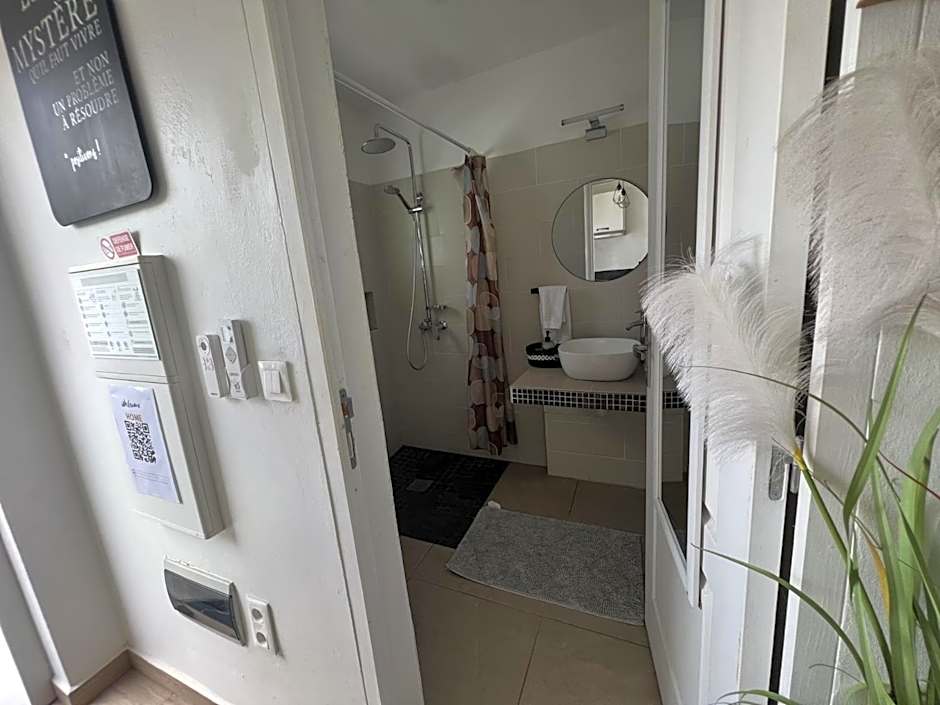 Over The Hill Residence