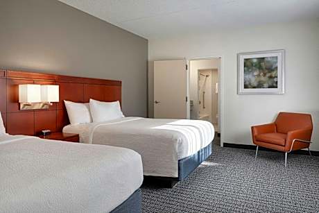 1 Bedroom Suite, 2 Double, Sofa bed