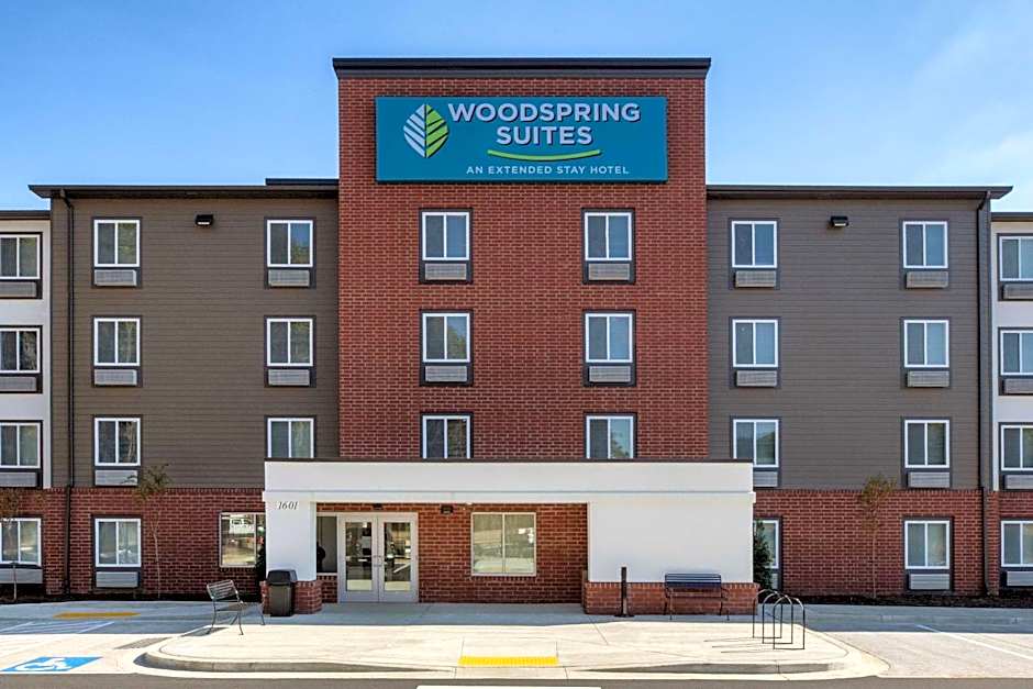 Wood Spring Suites Washington DC East Arena Drive