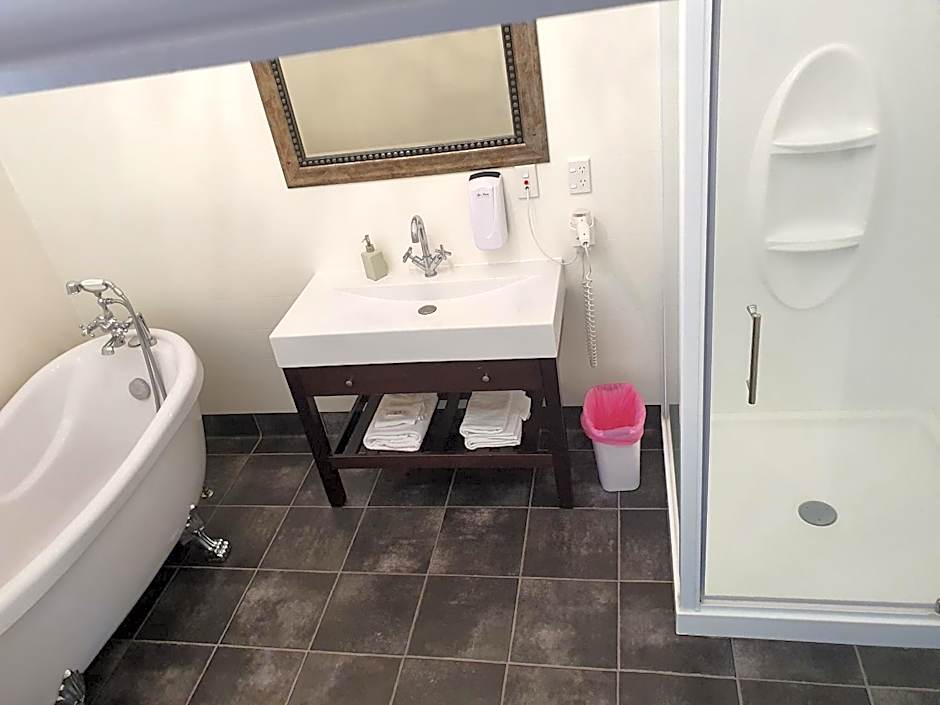 Fern Lodge Inglewood