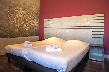 Premium Quadruple Room