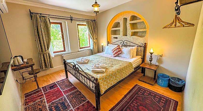 Nomads Cave Hotel & Rooftop