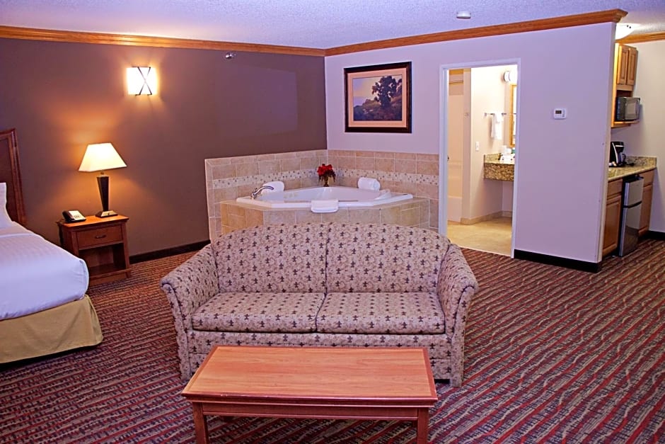 Holiday Inn Express Hotel & Suites Pierre-Fort Pierre, an IHG Hotel