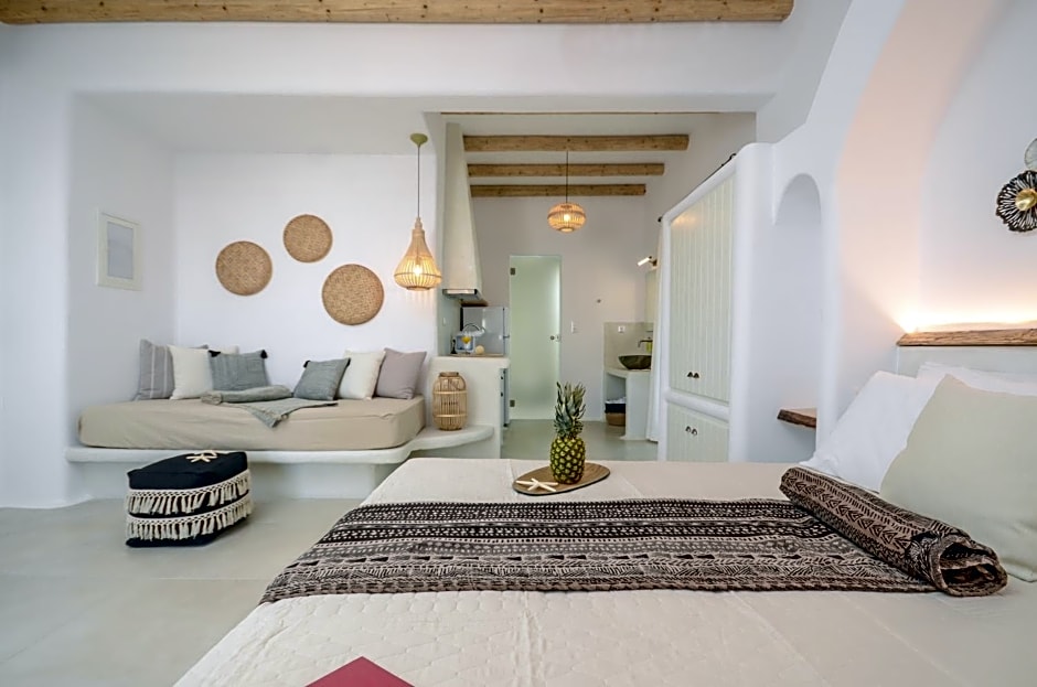 Naxos Nature Suites