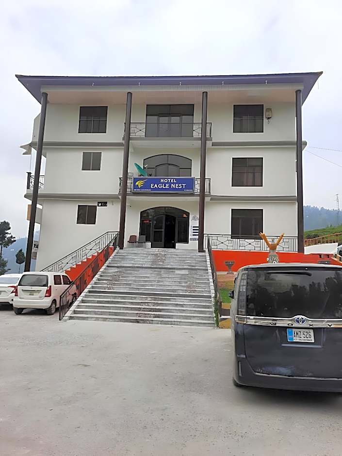 Hotel Eagle Nest Malam Jabba 
