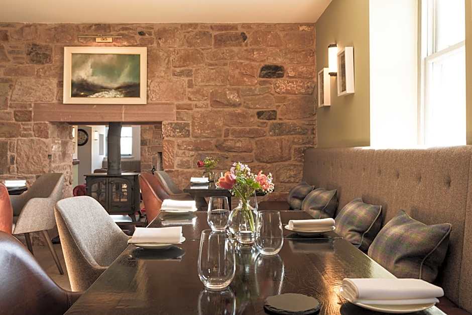 Pentonbridge Inn - Restaurant with Rooms