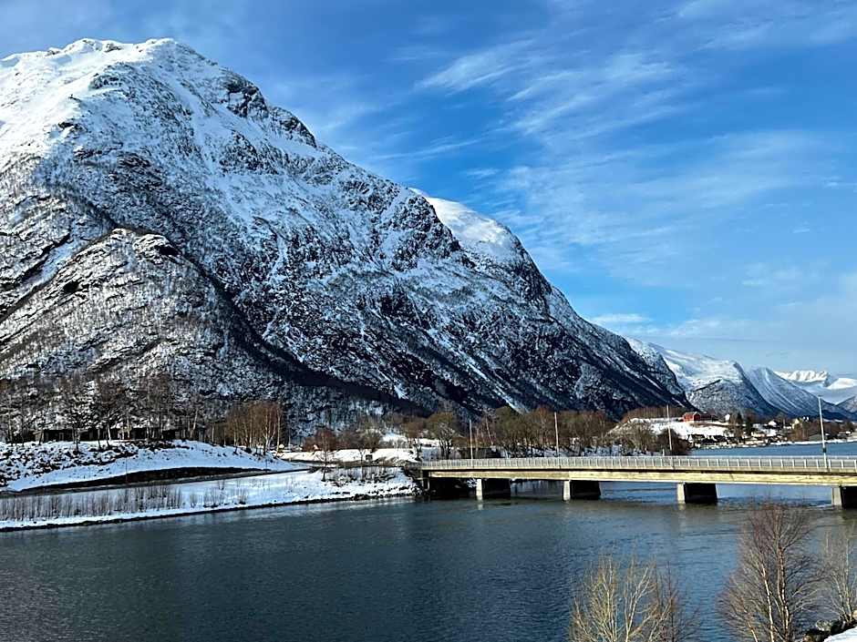 Frichs Ekspress Åndalsnes