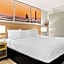 Days Inn & Suites by Wyndham Warren