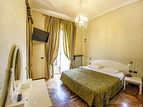 Suite with Balcony