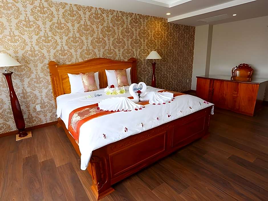 New Palace Bac Lieu Hotel