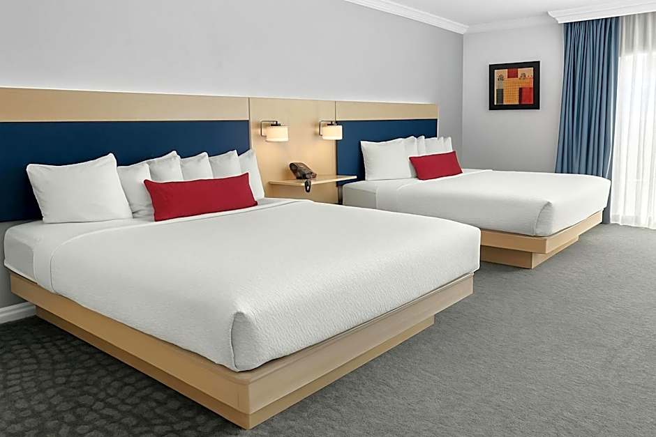 The Live Hotel