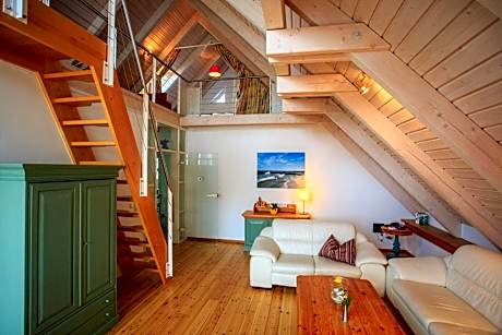 Comfort Two Bedroom Apartment - first floor