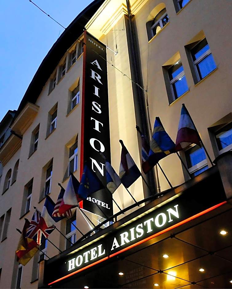 Ariston & Ariston Patio Hotel
