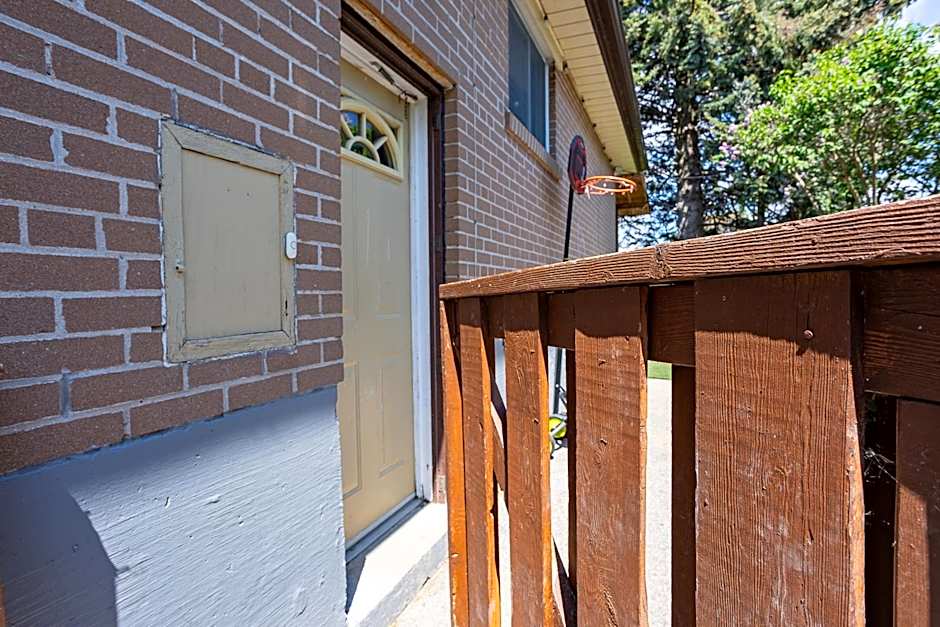 Private room with TVnetflix and free parking