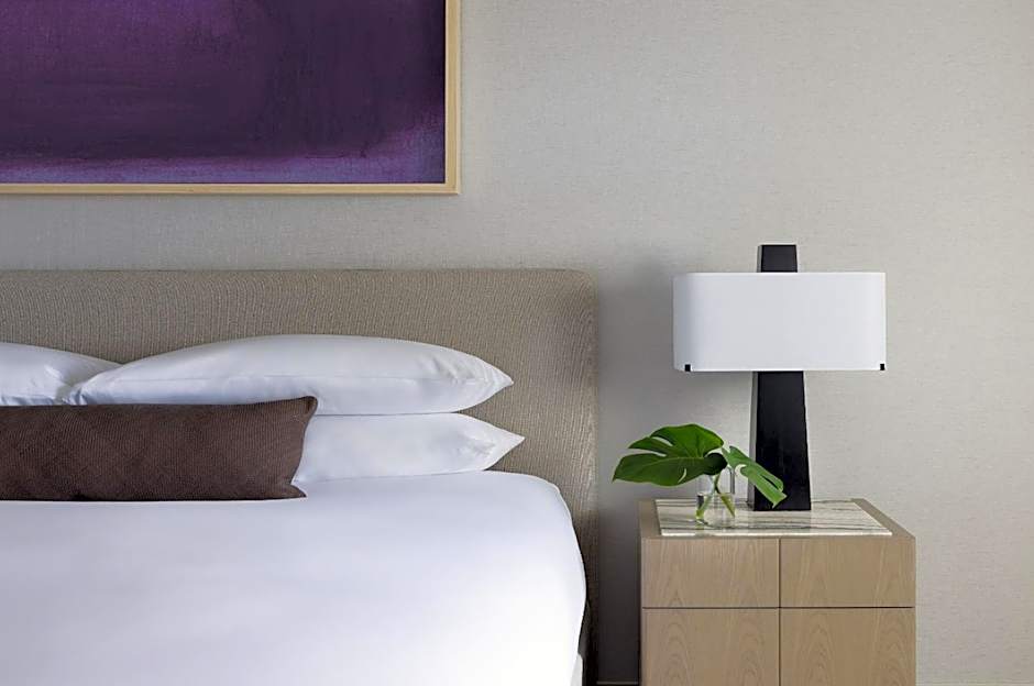 Kimpton Claret Hotel By IHG