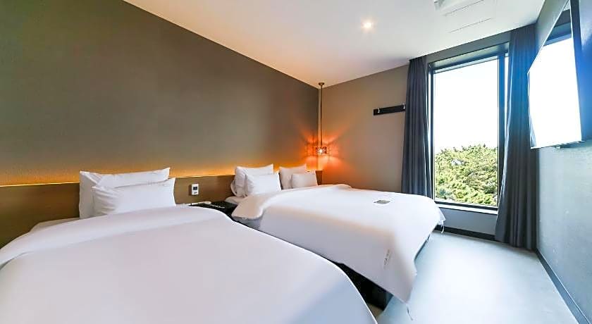 Le Idea Hotel