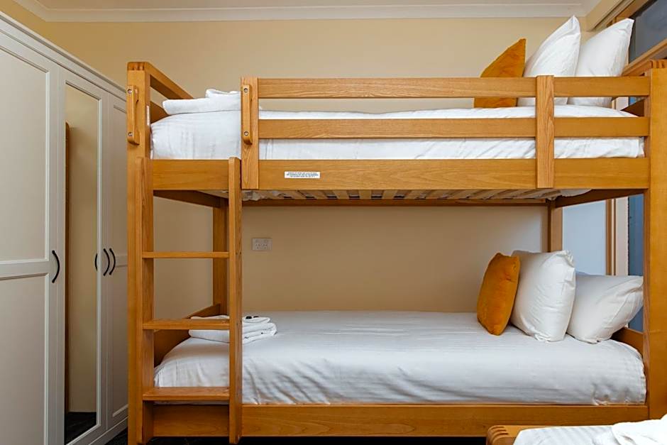 Lakeview Hotel Motel