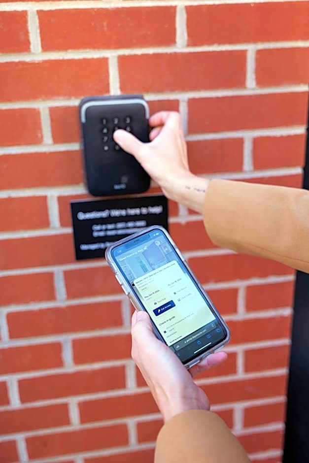 Sosuite at The Vine - Old City