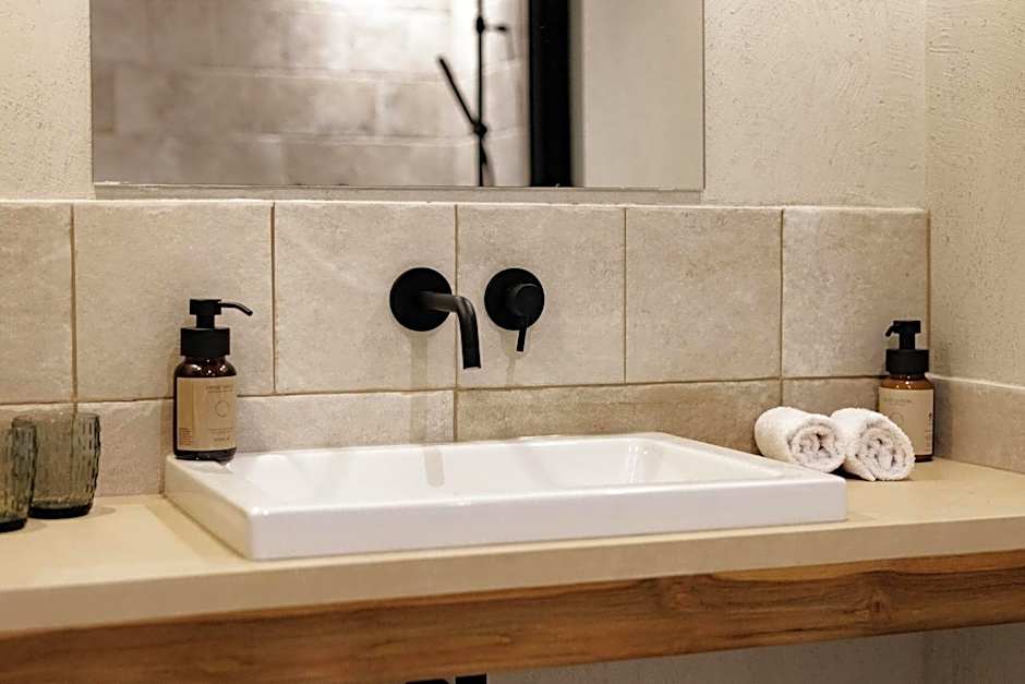 Hillview Hotel Grandvoir