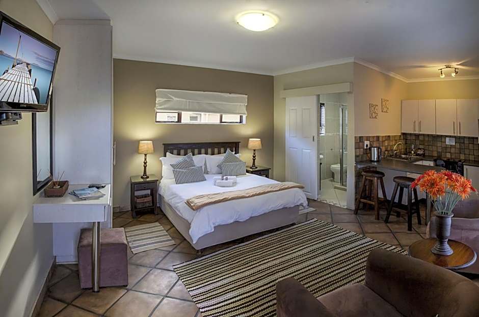 Lalapanzi Guest Lodge