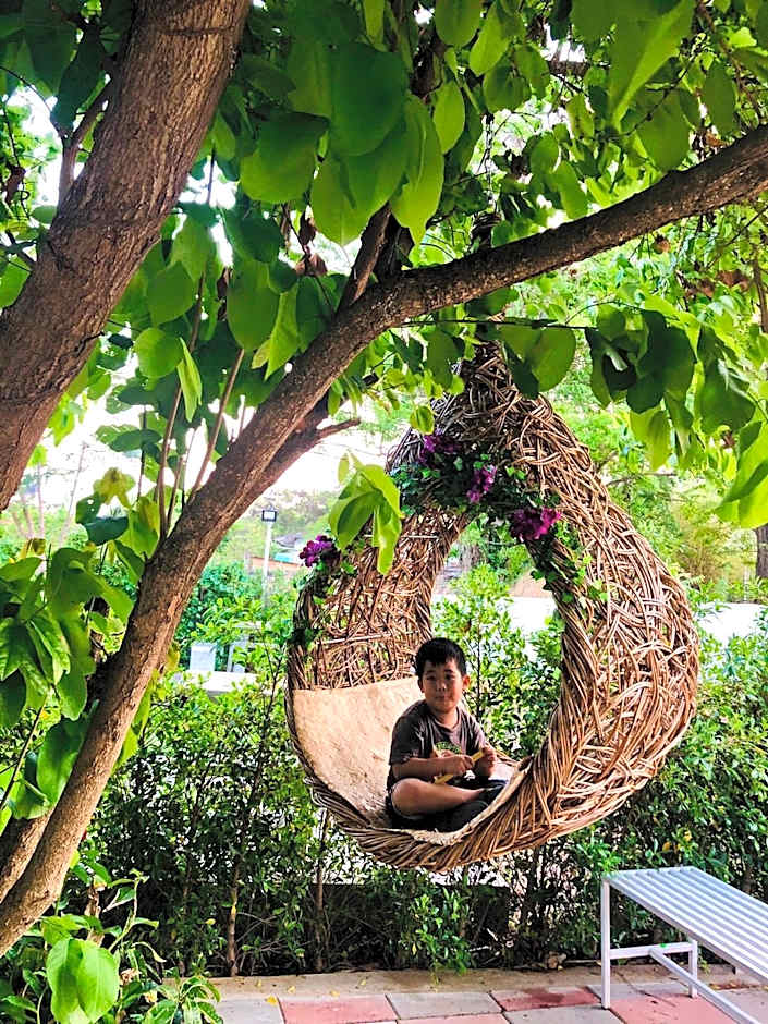 At The Beach Koh Larn