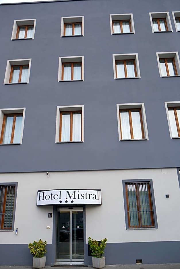 Hotel Mistral