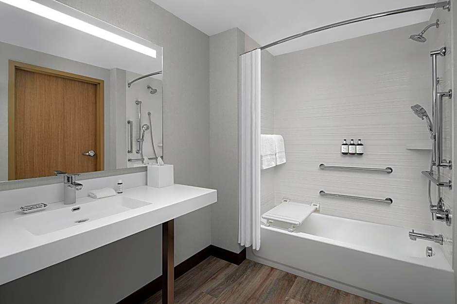 AC Hotel by Marriott Park City