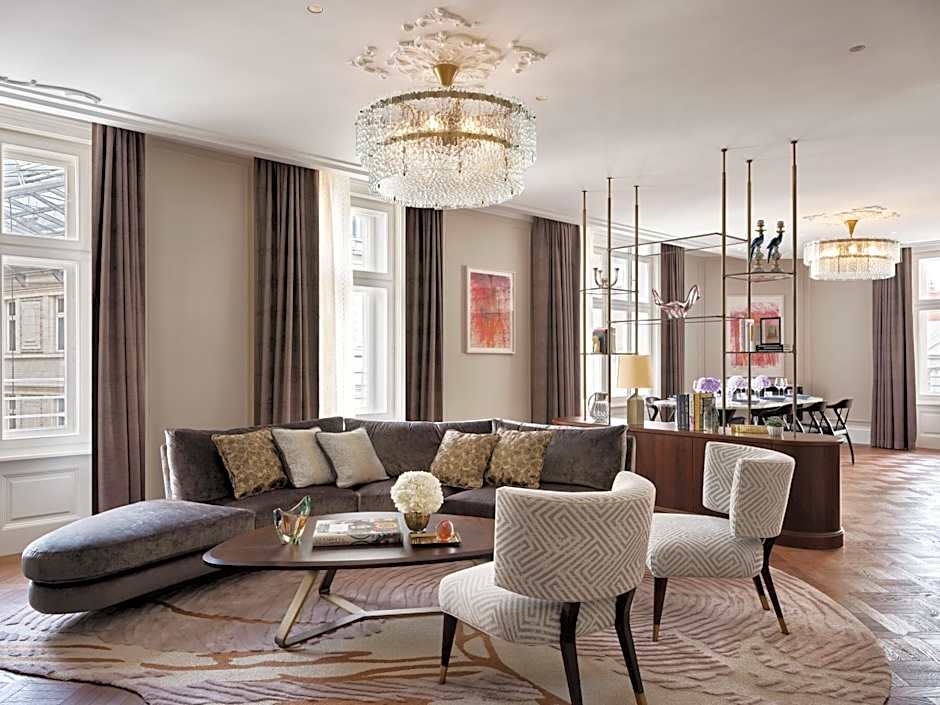 Rosewood Vienna