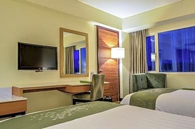 GRAND ALLISON HOTEL