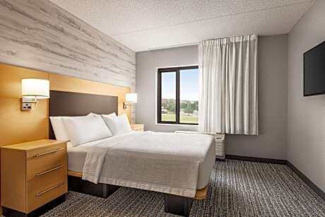 Two-Bedroom Suite - Hearing Accessible