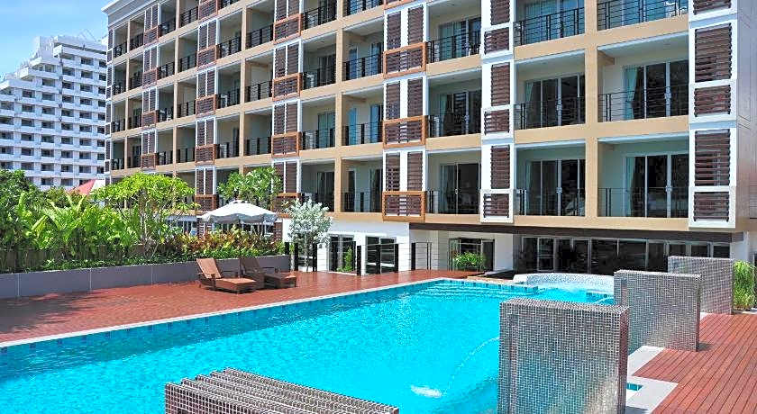August Suites Pattaya