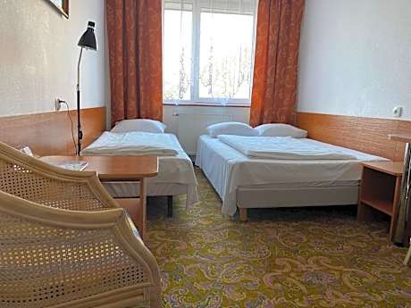 Classic Quadruple Room