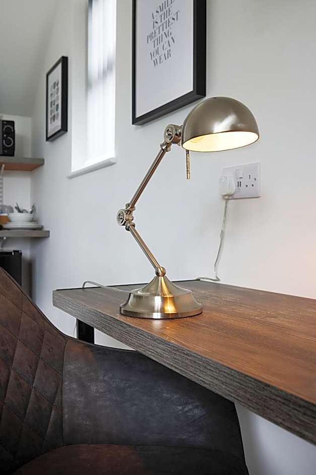 The Woden Boutique Hotel Walsall M6 J9