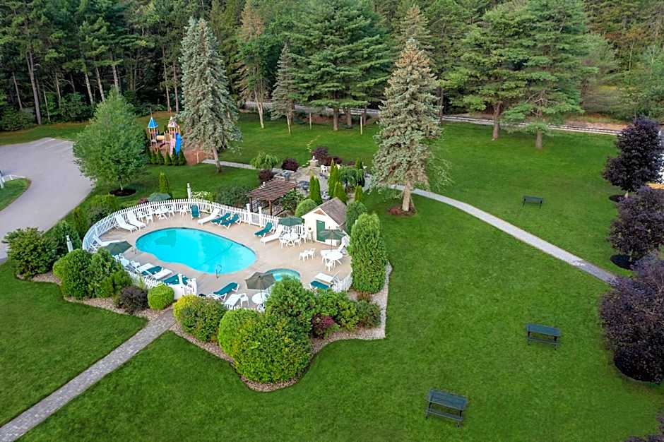 Golden Gables Inn
