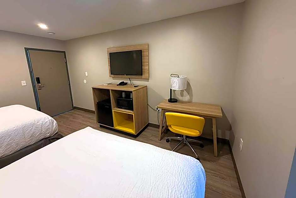 Days Inn by Wyndham Moosic
