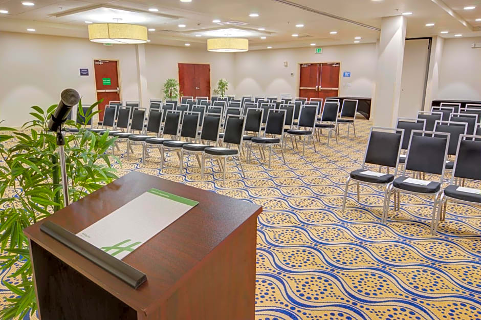 Holiday Inn Gainesville-University Center, an IHG Hotel