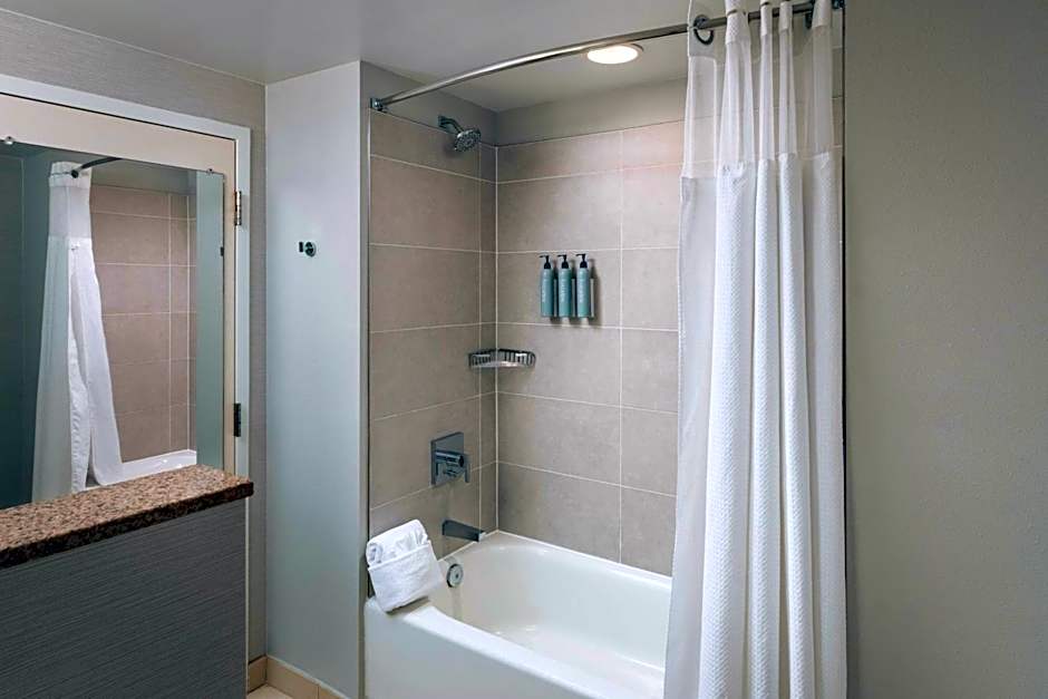 Courtyard by Marriott St. Petersburg Downtown