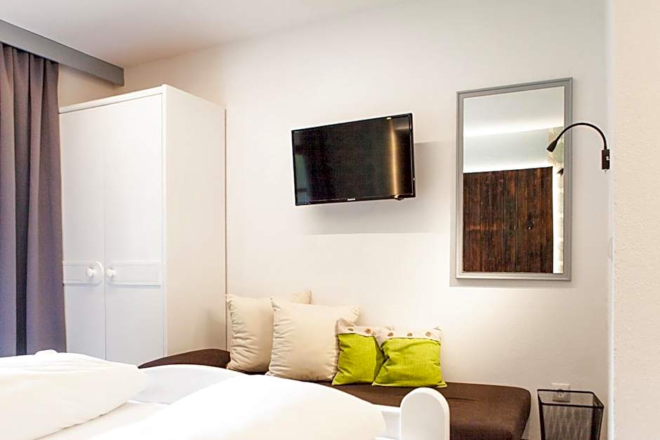 Sonnenhof - Apartments & Zimmer