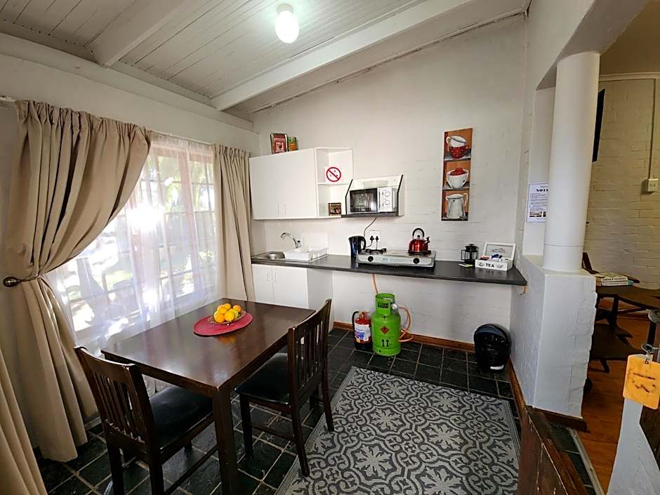 Homestead Bed and Breakfast - Travel Addo Group