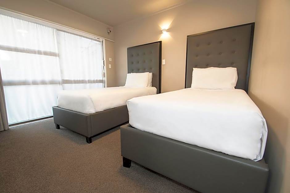 Middlemore Motel