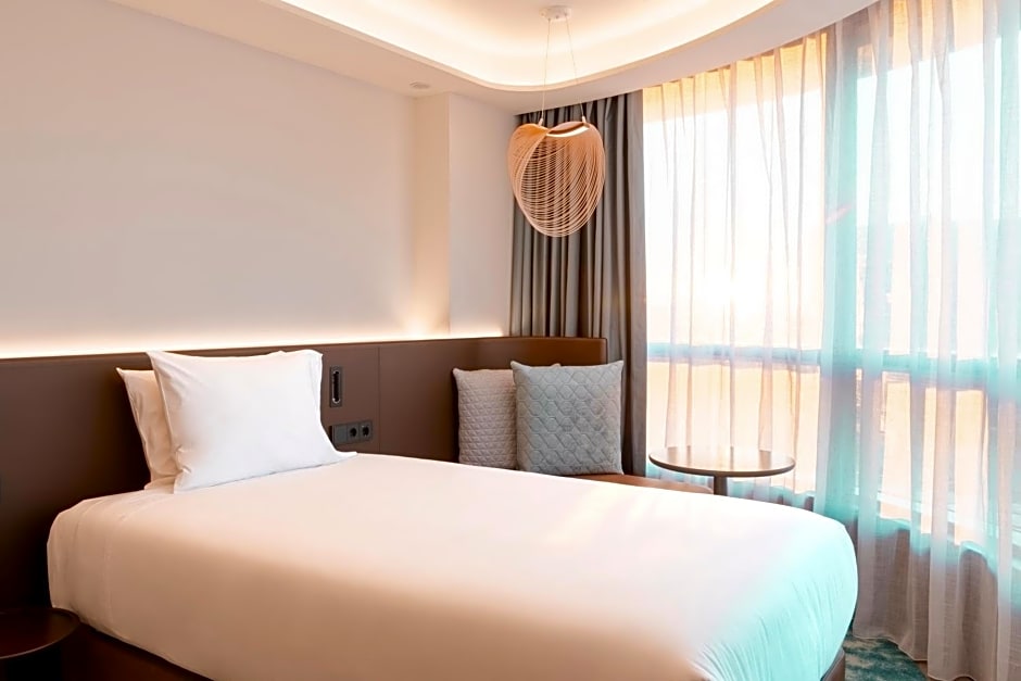 Labtwentytwo Barcelona, a Tribute Portfolio Hotel by Marriott