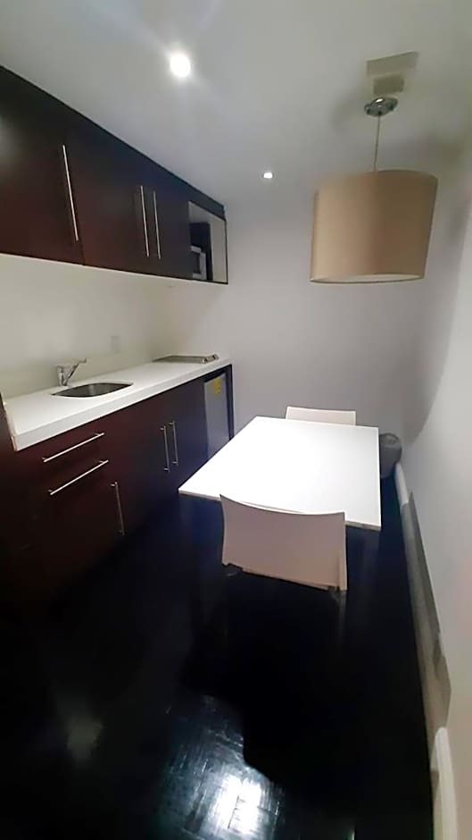 SUITES LONDRES 212
