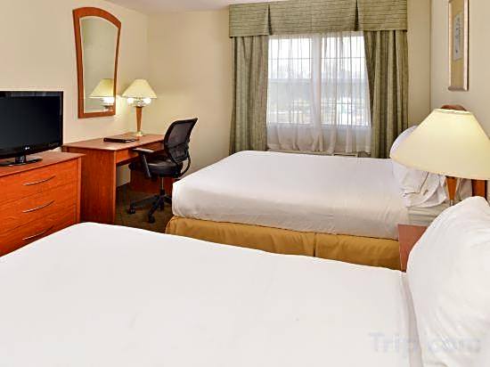 Holiday Inn Express Hotel & Suites Southfield - Detroit