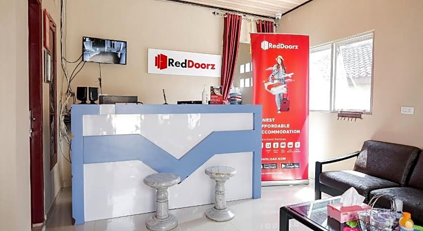 RedDoorz near Jalan Perintis Kemerdekaan Lampung