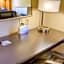 Holiday Inn Express and Suites Granbury By IHG