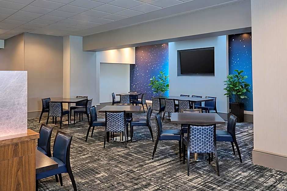 DoubleTree By Hilton Newark - Fremont
