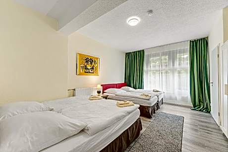 Vierbettzimmer-Budget-Eigenes Badezimmer